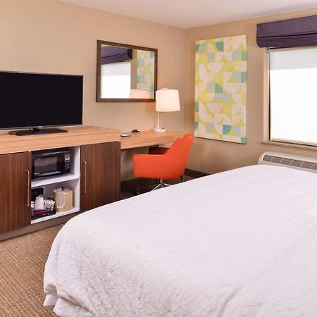 Hampton Inn York Esterno foto