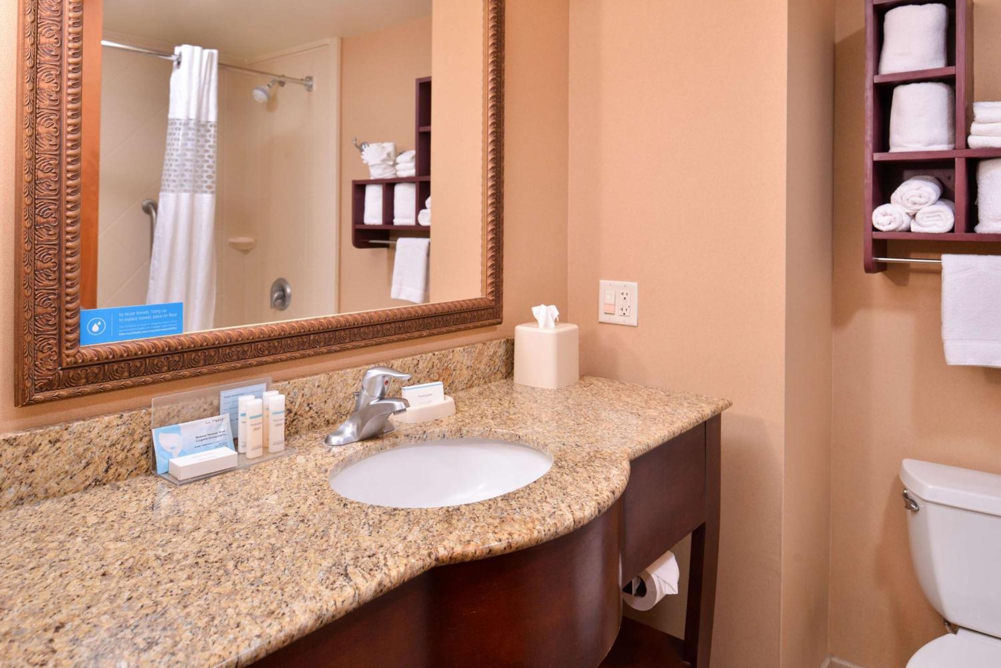Hampton Inn York Esterno foto