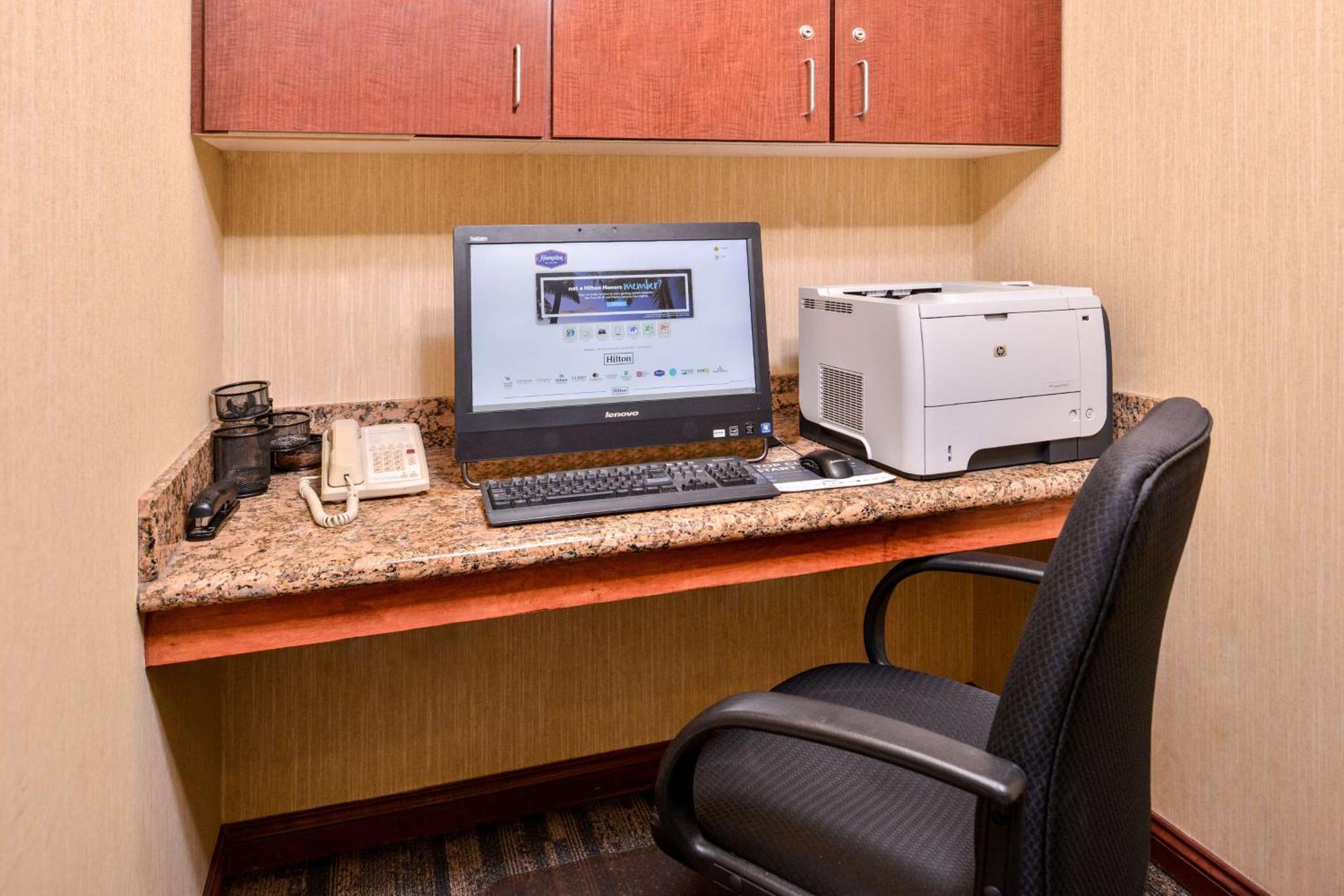 Hampton Inn York Esterno foto