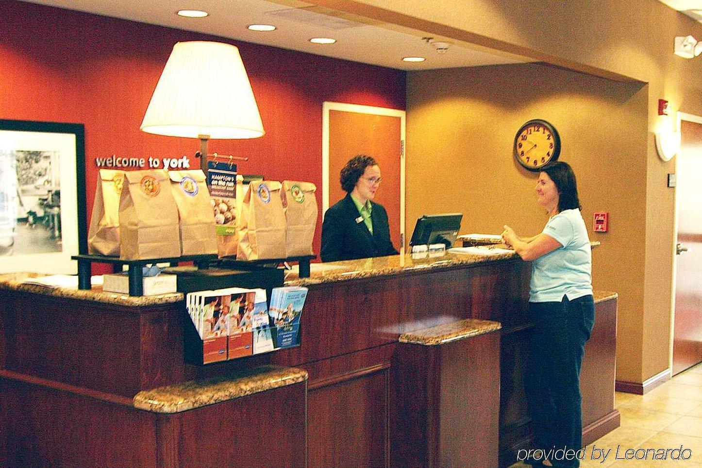 Hampton Inn York Interno foto